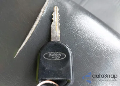 2005 Ford Escape Xlt из США, поврежденный, VIN 1FMYU03Z85KB50768